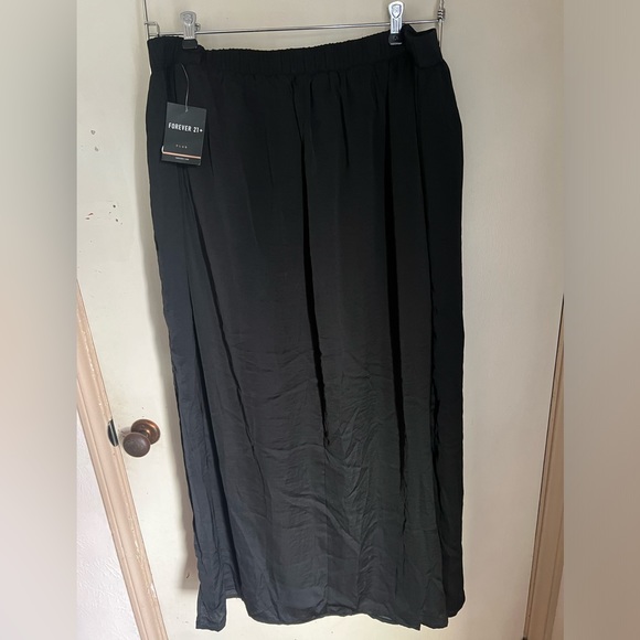 Maxi skirt - Picture 3 of 3